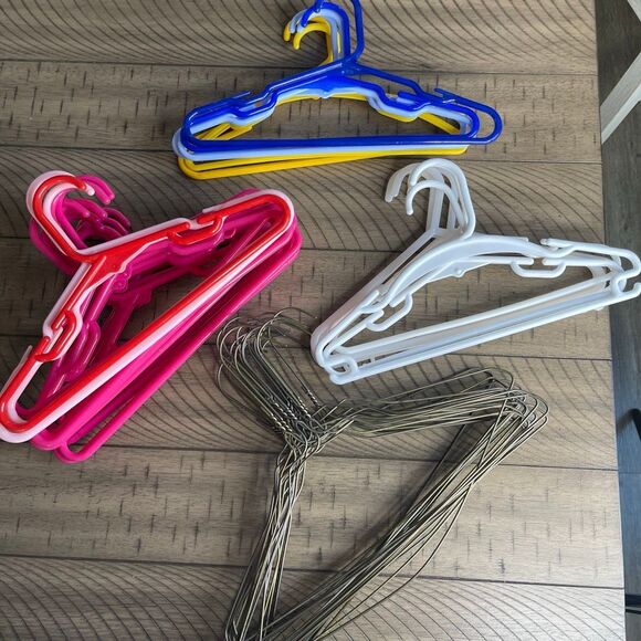 No Brand Other - Hangers Small hanger lot toddler young kids hangers plastic and metal 11”